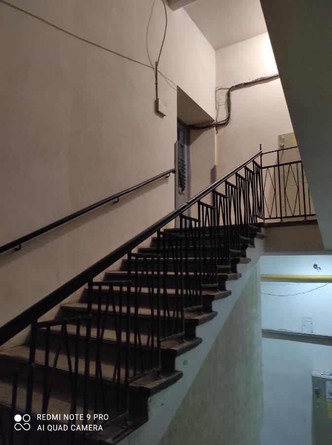 Двокімнатна Квартира В Центрі Міста Lviv Dış mekan fotoğraf
